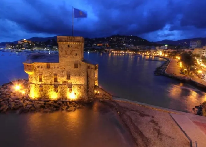 Bellaria Casa Indipendente-giardino Privato-parcheggio Privato-strategic Location 5 Terre-portofino Apartment Rapallo